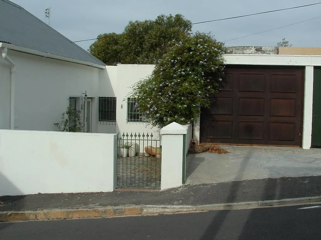 Plumbago Villa Simon's Town 0*,  South Africa
