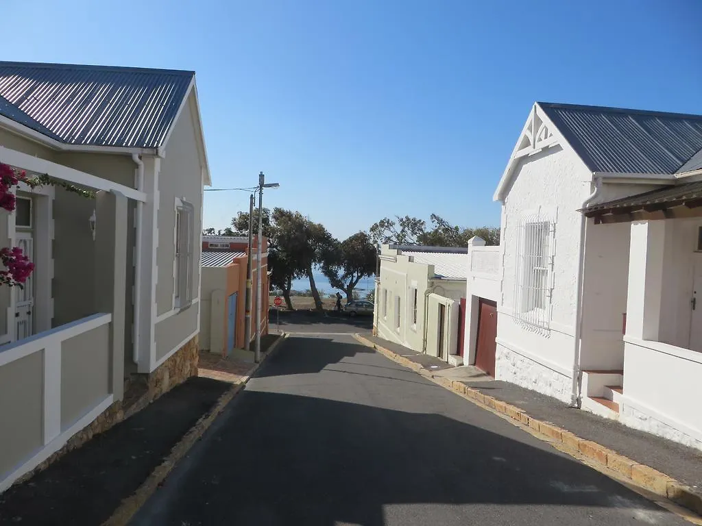 Plumbago Villa Simon's Town Holiday home